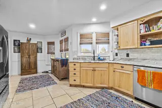115 Bayshore Drive, Elizabeth City, NC 27909 — 3-bedroom home in Brickhouse Point, Elizabeth City, NC, photo 19 of 45: 34_dsc00072
