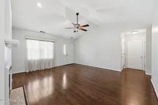 226 Monterey Circle, New Bern, NC 28562 – photo 15: 15-web-or-mls-DSC_6873