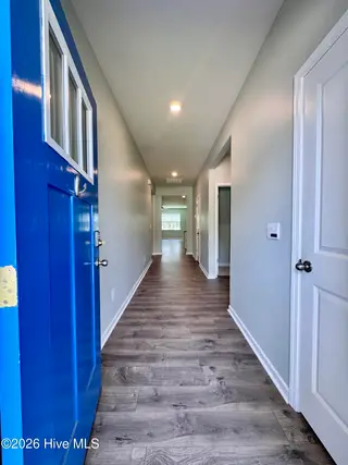 2021 Caracara Drive, New Bern, NC 28560 – photo 6: Foyer