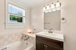 113 N Guthrie Lane, Newport, NC 28570 – photo 22: 22-web-or-mls-590A0091-edit