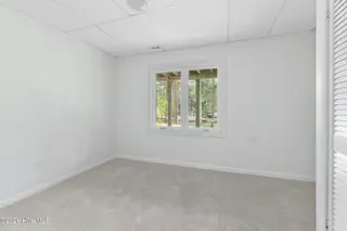 121 White Ash Drive, Pine Knoll Shores, NC 28512 – photo 6: 5-web-or-mls-chadwick-visuals-121-white-
