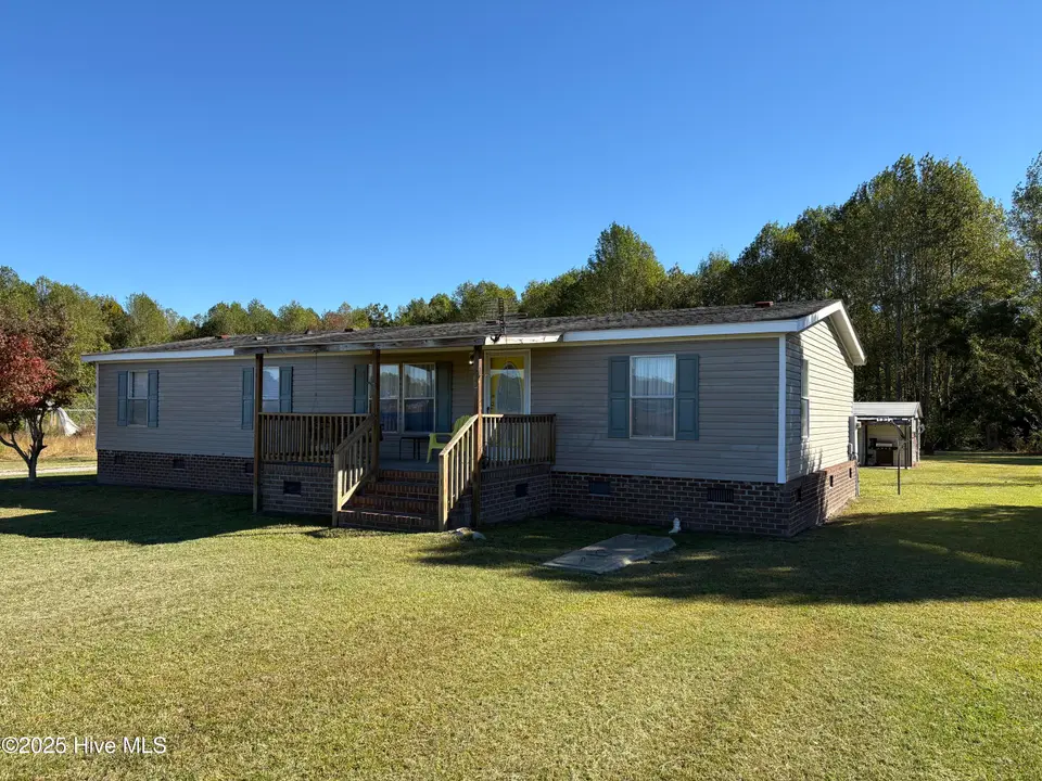 5334 Us 17, Washington, NC 27889 — 3-bedroom manufactured home, Washington, NC, photo 1 of 47