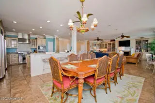 5715 Ocean Drive, Emerald Isle, NC 28594 – photo 11: Dining