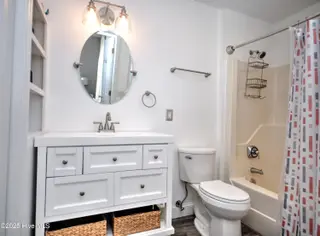 286 E Second Street, Ocean Isle Beach, NC 28469 – photo 21: Bath1