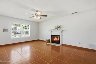 330 Lee Drive, Havelock, NC 28532 – photo 10: Living Room