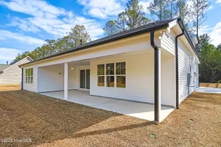 112 Antebellum Drive, Havelock, NC 28532 – photo 6: Back Porch