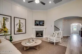 611 Heart Pine Avenue, Wilmington, NC 28411 – photo 13: Living Room