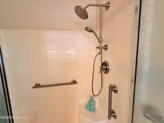 1005 Coral Reef Drive, New Bern, NC 28560 – photo 20: Shower