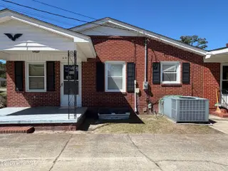 604 W Boundary Street, La Grange, NC 28551 — 3-bedroom home, La Grange, NC, photo 6 of 6: IMG_4178