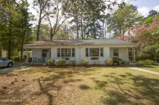 264 E Indiana Avenue, Southern Pines, NC 28387 – photo 1: front