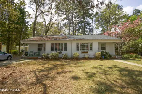 264 E Indiana Ave, Southern Pines