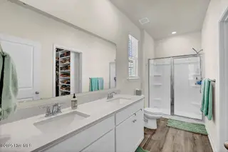1229 Clendon Circle, Leland, NC 28451 – photo 15: Primary Bathroom