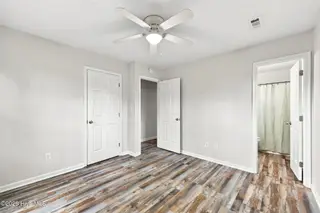 1000 Hedrick Boulevard, Morehead City, NC 28557 – photo 22: 39-web-or-mls-1000 Hedrick Blvd 068-edit