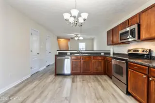208 Glen Cannon Drive, Jacksonville, NC 28546 – photo 15: mls-DSC08502