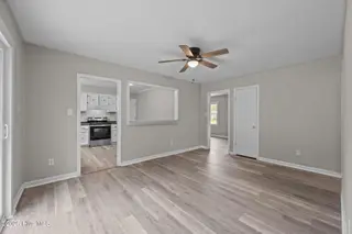 106 Ronny Court, Jacksonville, NC 28546 — 3-bedroom home in Brynn Marr, Jacksonville, NC, photo 5 of 47: 34-web-or-mls-_RAD0961