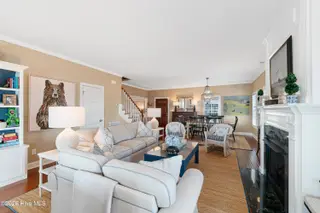122 Front Street & Slip #5, Beaufort, NC 28516 — 4-bedroom home, Beaufort, NC, photo 17 of 63: Open concept living with fireplace