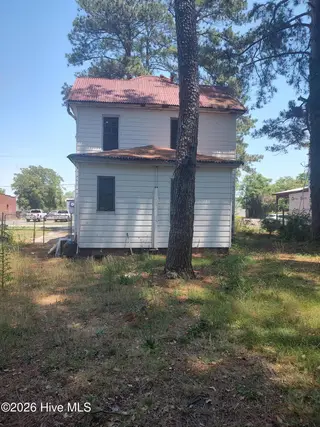 210 E Vine Street, Goldsboro, NC 27530 – photo 3: IMG_20260518_124023745_HDR