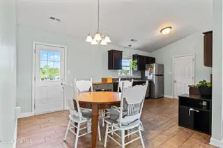211 Lockwood Court, Hubert, NC 28539 – photo 7: 8