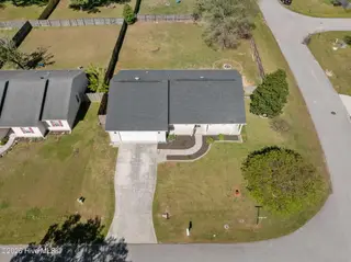 300 Carlisle Court, Jacksonville, NC 28540 – photo 2: 17-web-or-mls-17 (1)