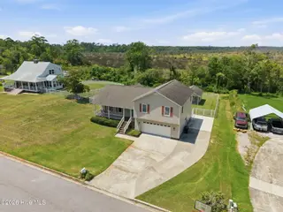 907 Oak Drive, Morehead City, NC 28557 – photo 19: 19-web-or-mls-DJI_20260813130802_0072_D