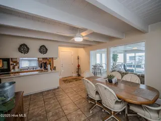 3002 Canal Cove Road, Lake Waccamaw, NC 28450 – photo 19: KitchenDining2'|Z+++++