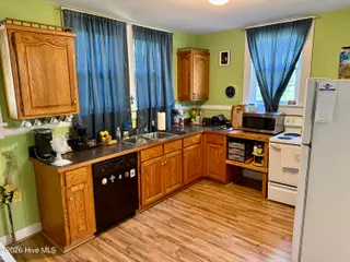 608 E Mulberry Street, Goldsboro, NC 27530 – photo 13: IMG_3945