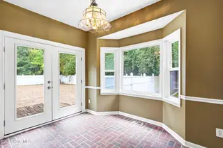 305 Grovediere Lane, Hampstead, NC 28443 — 4-bedroom home in Forest Sound, Hampstead, NC, photo 18 of 75