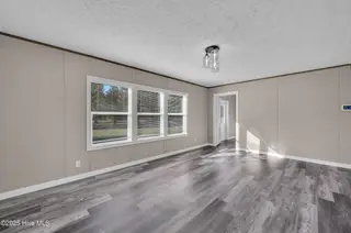 424 Turkey Creek Road, Rocky Point, NC 28457 — 4-bedroom manufactured home in Willows Bay, Rocky Point, NC, photo 16 of 47: 15_424 turkey creek rd-00015