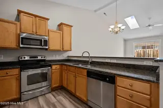 5323 Christian Drive, Wilmington, NC 28403 – photo 6: 37-web-or-mls-DSC00148