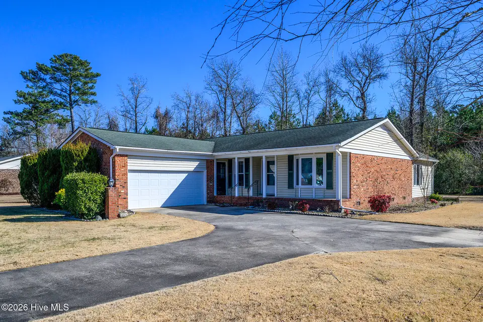 115 Carolina Pines Boulevard, New Bern, NC 28560 – photo 1 of 42: 115 Carolina Pines Boulevard, New Bern