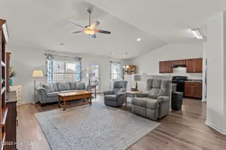 453 Old Charleston Drive SE, Bolivia, NC 28422 — 3-bedroom home in Brookstone, Bolivia, NC, photo 11 of 46: 22-web-or-mls-BTS07355