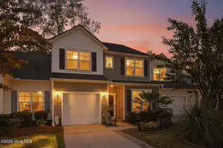 303 Bulkhead Bend, Calabash, NC 28467 — 3-bedroom condo in Beacon Townes, Calabash, NC, photo 3 of 45: 303BulkheadBend-1_Dusk_01