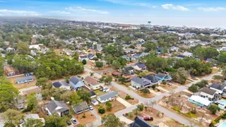 304 NE 50th Street, Oak Island, NC 28465 – photo 8: shniderproductions.com-8