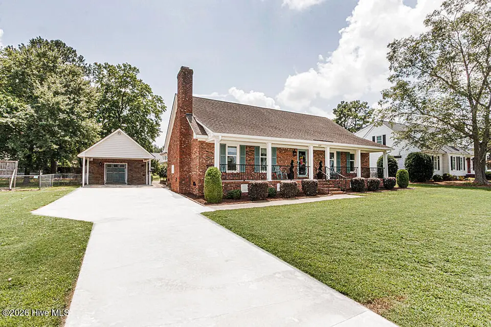 609 Golfers Lane, Nashville, NC 27856 – photo 1 of 68: 0004-IMG_9331