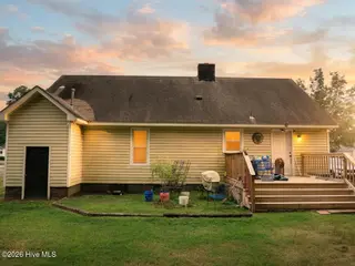 4212 West Prince Road, Farmville, NC 27828 – photo 3: House Back