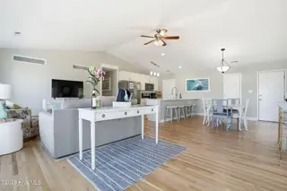 625 S Fourth Avenue, Kure Beach, NC 28449 – photo 24: 27_625_S_4th_Ave_-_photos_029