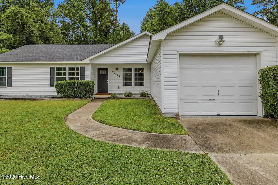 2038 Hunters Ridge Drive, Midway Park, NC 28544 – photo 1 of 31: IMG_1818