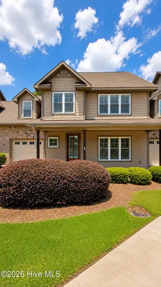 129 Pinebranch Court, Southern Pines, NC 28387 – photo 1: 1pb