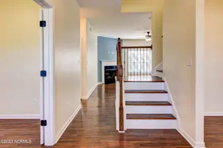 262 Independence Boulevard, Newport, NC 28570 – photo 8: Foyer