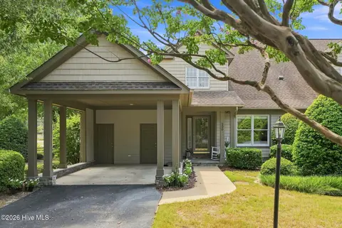 200 Starland Lane, Southern Pines