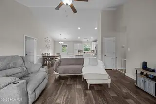 434 Mccall Drive, Jacksonville, NC 28540 – photo 15: 34-web-or-mls-_RAD0321