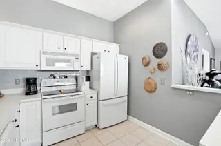 8855 Radcliff Drive NW 13d, Calabash, NC 28467 — 3-bedroom condo in Brunswick Plantation, Calabash, NC, photo 18 of 53: 8855-radcliff-dr-nw--calabash--nc-28467-