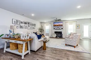 1108 Coral Reef Drive, New Bern, NC 28560 – photo 12: Austin - new living room