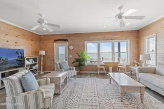 6621 W Beach Drive, Oak Island, NC 28465 – photo 12: 6621 W Beach Drive
