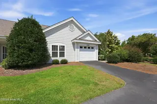 100 Jasmine Court, Morehead City, NC 28557 – photo 3: 2-web-or-mls-100 Jasmine Ct 002