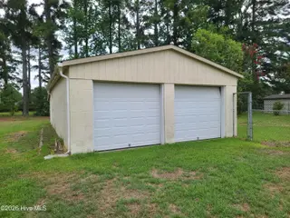 569 Central Avenue, Kinston, NC 28504 – photo 6: 20260720_123751