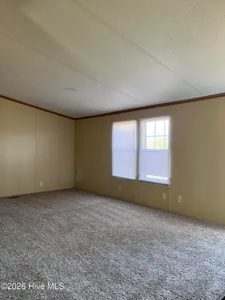 179 Aberdeen Lane, Jacksonville, NC 28540 – photo 6: IMG_2652