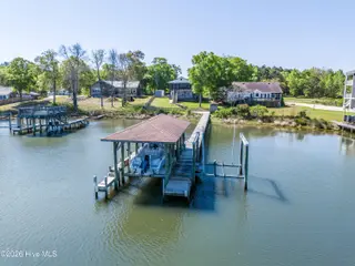 725 Chadwick Shores Drive, Sneads Ferry, NC 28460 – photo 24: DJI_20260415105852_0091_D