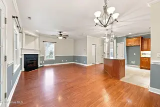 1904 Cambria Drive B, Greenville, NC 27834 – photo 21: Open Floorplan