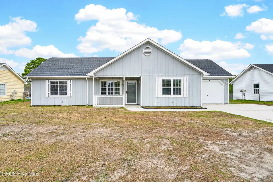 411 Foxtrace Lane, Hubert, NC 28539 – photo 1 of 28: Front of home